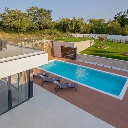 Villa #1