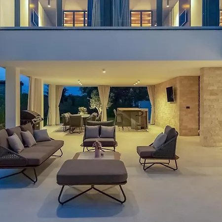 Villa #1