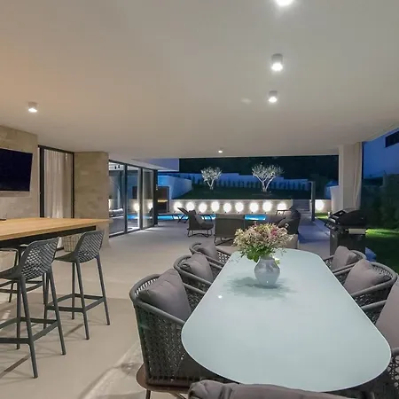 Villa #1