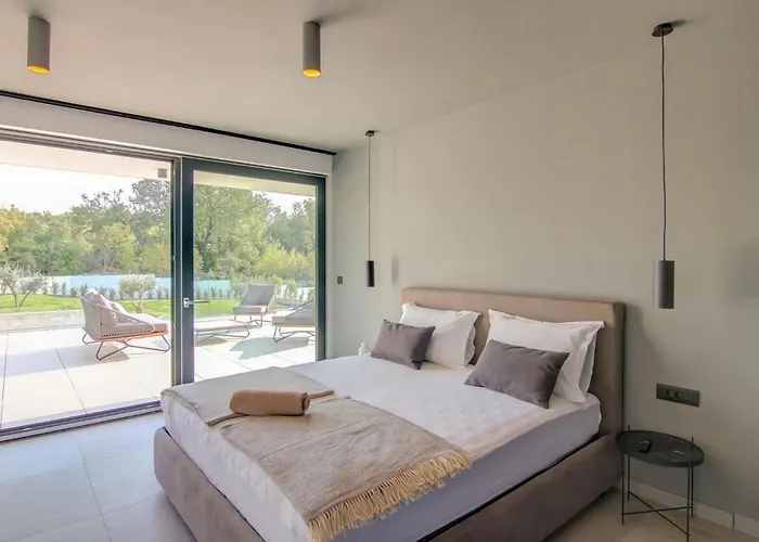 #1 ロヴィンスコ・セロ